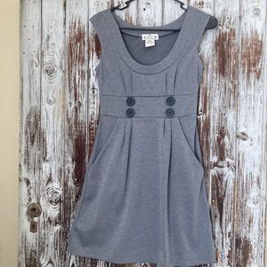 Trixi brand dress WITH pockets .